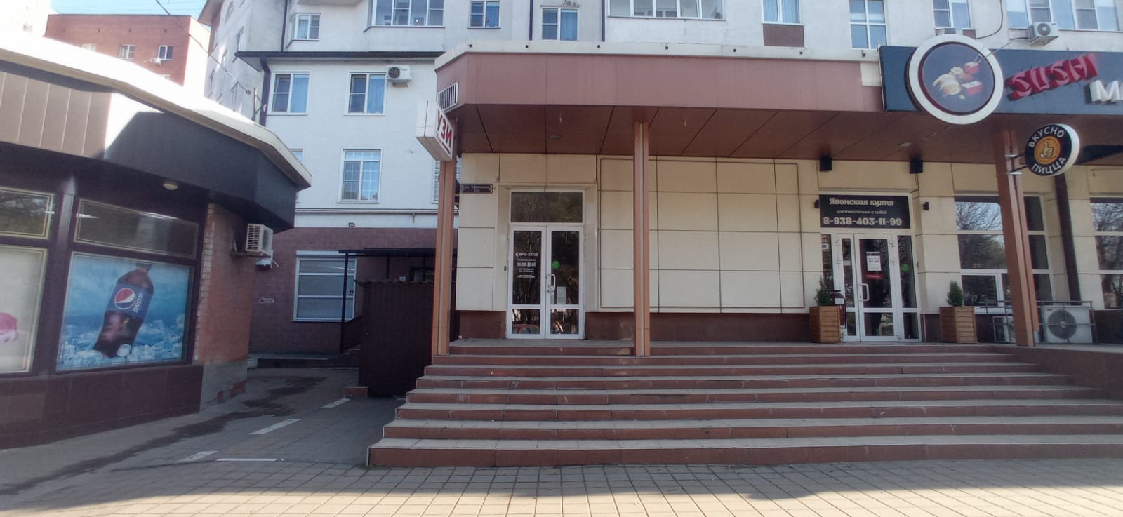 Предлагаем к аренде торговое помещение площадью 170 м², на 1ом этаже по ул. Ефремова д.101, напрямую от собственника._0