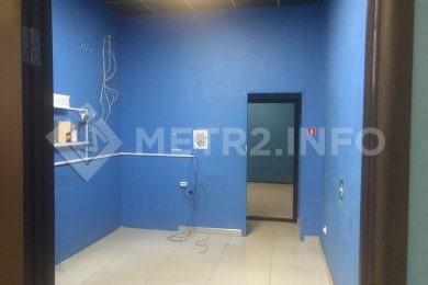 Предлагаем к аренде помещение свободного назначения на первом этаже по ул. Дугинец д. 48, общей площадью 200 м², напрямую от собственника._4