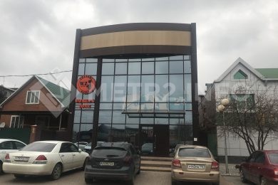 Предлагаем к аренде помещение свободного назначения на первом этаже по ул. Дугинец д. 48, общей площадью 200 м², напрямую от собственника._0