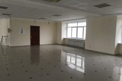 Предлагаем к аренде торговое помещение на втором этаже площадью 170 м² по ул. Маршала Жукова, д.12, напрямую от собственника._5