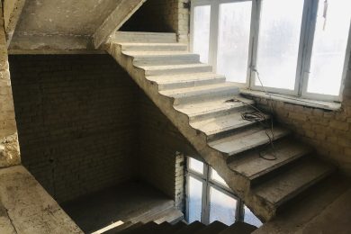 Предлагаем к продаже отдельно стоящее здание площадью 4000 м², по ул. Энгельса д.154, напрямую от собственника._9