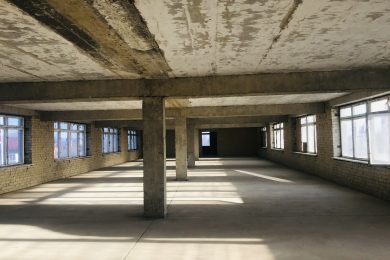 Предлагаем к продаже отдельно стоящее здание площадью 4000 м², по ул. Энгельса д.154, напрямую от собственника._12