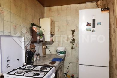 Предлагаем к продаже частный дом площадью 50 м², 30 соток земли в самом центре ст. Советской._13