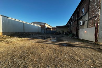 Предлагаем к аренде помещение на 2-ом этаже, площадью 730 м² в г. Армавире по ул. Энгельса, д. 57/3, напрямую от собственника._3