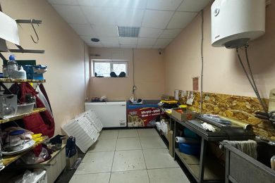 Предлагаем к продаже 2-х этажное отдельно стоящее здание, площадью 1600 м² в г. Армавире по ул. Энгельса, д. 57/3, напрямую от собственника._13