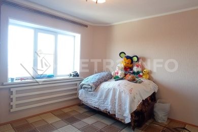 Предлагаем к продаже 2х этажный частный дом площадью 190 м², 10 соток земли в 32 Совхозе._24