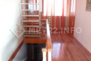 Предлагаем к продаже 2х этажный частный дом площадью 190 м², 10 соток земли в 32 Совхозе._27