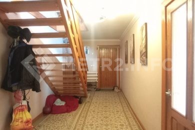 Предлагаем к продаже 2х этажный частный дом площадью 190 м², 10 соток земли в 32 Совхозе._13