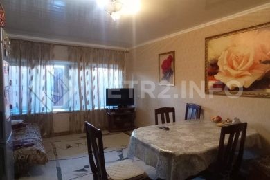 Предлагаем к продаже 2х этажный частный дом площадью 190 м², 10 соток земли в 32 Совхозе._12