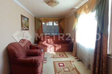 Предлагаем к продаже 2х этажный частный дом площадью 190 м², 10 соток земли в 32 Совхозе._15