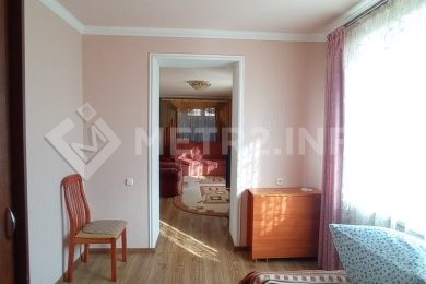 Предлагаем к продаже 2х этажный частный дом площадью 190 м², 10 соток земли в 32 Совхозе._36