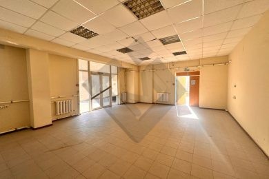 Предлагаем к аренде торговое помещение площадью 78 м² по ул. Карла маркса, напрямую от собственника._5