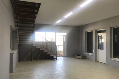 Предлагаем к продаже отдельно стоящее здание площадью 240 м², по ул. Лазурная д.51,53, напрямую от собственника._4