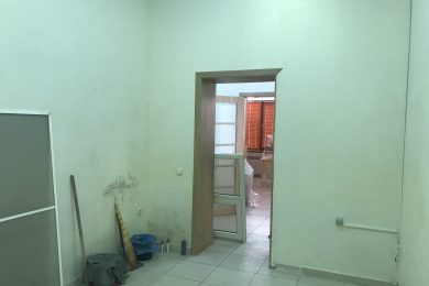 Предлагаем к продаже  офисные помещение, по ул. Свердлова  д. 64, общей площадью  125,4 м², напрямую от собственника._5