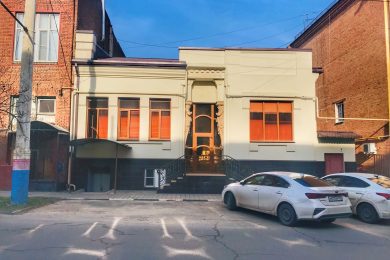 Предлагаем к продаже  офисные помещение, по ул. Свердлова  д. 64, общей площадью  125,4 м², напрямую от собственника._0