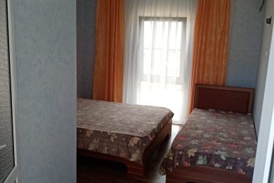 Предлагаем к продаже   двухэтажный гостевой дом в городе Анапа, общей площадью 280 м² , по ул.Магнолии д. 8, напрямую от собственника._20