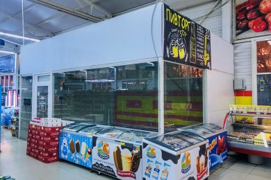 Предлагаем в аренду помещения здании ТС «Кредо На Сенной» по ул. ул. Ефремова, 123/1 , площадью 25 м², напрямую от собственника._1