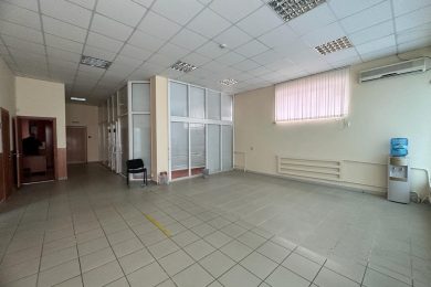 Предлагаем к аренде отдельно стоящее помещения в центре г.Армавир площадью 160 м², по ул. Комсомольская. Напрямую от собственника._4