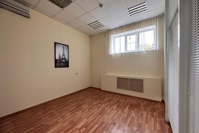 Предлагаем к аренде отдельно стоящее помещения в центре г.Армавир площадью 160 м², по ул. Комсомольская. Напрямую от собственника._9