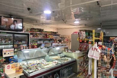 Предлагаем к продаже действующий бизнес комплекс торговых объектов  площадью 380 м² расположен на 12 сот.,в п. Прикубанском по ул.Садовая улица, 19/1, напрямую от собственника._7