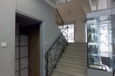 Предлагаем к аренде помещение в 2х уровнях в самом центре г. Армавира площадью 168 м², напрямую от собственника._9