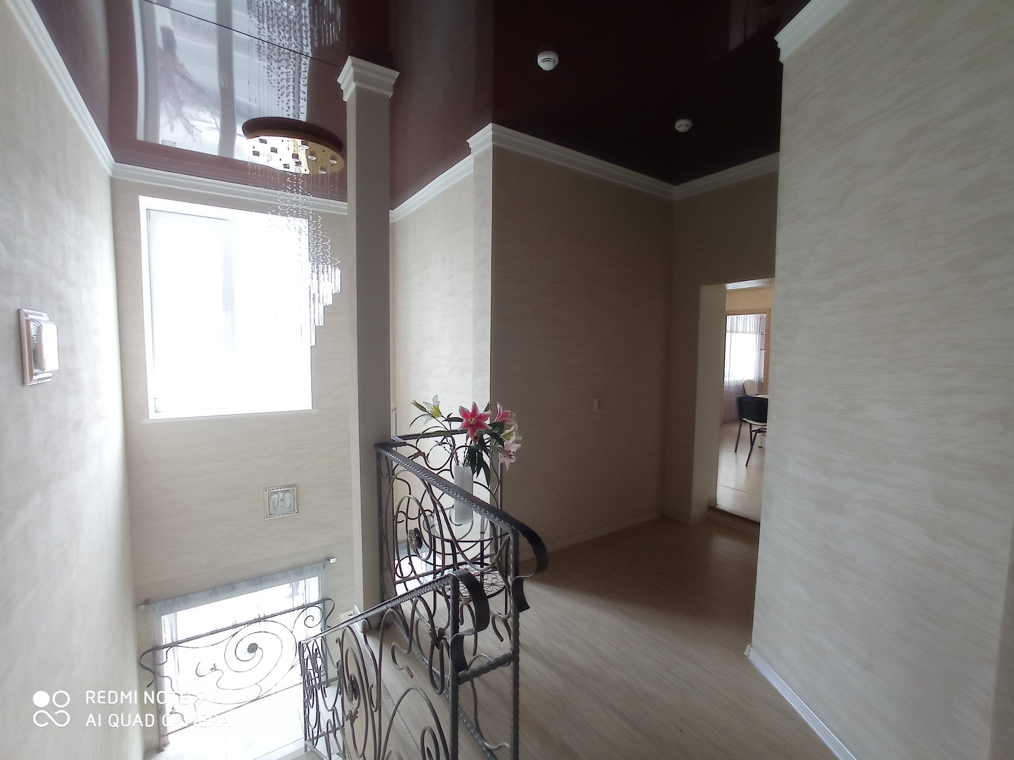 Предлагаем к аренде помещение в 2х уровнях в самом центре г. Армавира площадью 168 м², напрямую от собственника._10