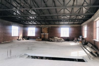 Предлагаем к аренде помещение свободного назначения на втором этаже, площадью 300 м², ул. Ефремова д.301, напрямую от собственника._3