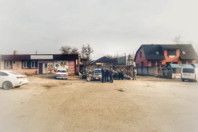 Предлагаем к продаже действующий бизнес комплекс торговых объектов  площадью 380 м² расположен на 12 сот.,в п. Прикубанском по ул.Садовая улица, 19/1, напрямую от собственника._0