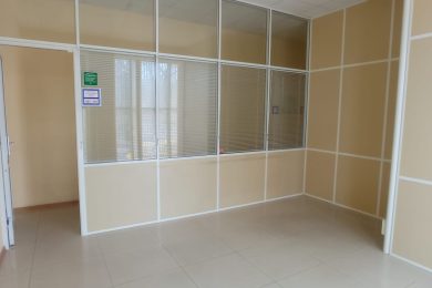 Предлагаем к аренде офисные помещения в  центре г.Армавир площадью 75м² на 2-ом этаже, по ул. Комсомольская напрямую от собственника._7