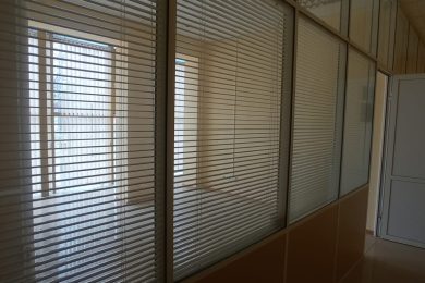 Предлагаем к аренде офисные помещения в  центре г.Армавир площадью 75м² на 2-ом этаже, по ул. Комсомольская напрямую от собственника._12