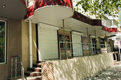 Предлагаем помещение свободного назначения к аренде по улице Халтурина  д. 84, район Центра, общей площадью 70 м², напрямую от собственника._0