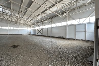 Предлагаем торговые площади  к аренде по у Келермесское шоссе д. 8, общей площадью 3276 м², напрямую от собственника._7