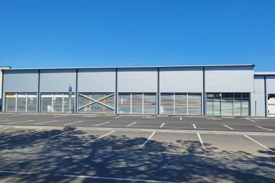 Предлагаем торговые площади  к аренде по у Келермесское шоссе д. 8, общей площадью 3276 м², напрямую от собственника._12