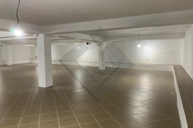 Предлагаем к аренде помещение свободного назначения в цокольном этаже,общей площадью 388 м², по ул. Халтурина 89, напрямую от Собственника._5