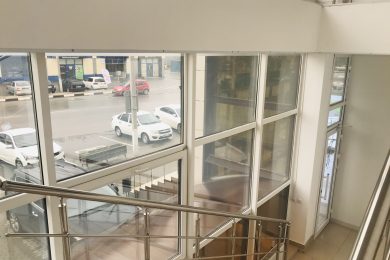 Предлагаем к аренде помещение свободного назначения на втором этаже, общей площадью 42 м², напрямую от собственника, по ул. Каспарова._2