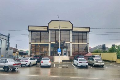 Предлагаем к аренде помещение свободного назначения на втором этаже, общей площадью 42 м², напрямую от собственника, по ул. Каспарова._0