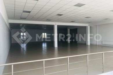 Предлагаем к аренде помещение свободного назначения на втором этаже, по ул.Мира д. 72, площадью 560 м², напрямую от собственника._5