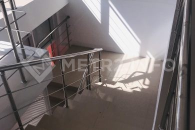 Предлагаем к аренде помещение свободного назначения на втором этаже, по ул.Мира д. 72, площадью 560 м², напрямую от собственника._9