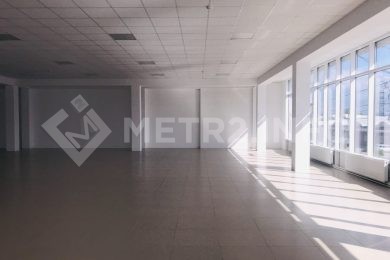 Предлагаем к аренде помещение свободного назначения на втором этаже, по ул.Мира д. 72, площадью 560 м², напрямую от собственника._8