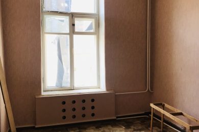 Предлагаем к аренде офисные помещения в центре г. Армавира гостинице Северной, площадью от 15 м², по ул.Мира 47 напрямую от собственника._5