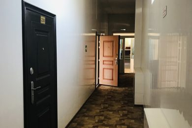 Предлагаем к аренде офисные помещения в центре г. Армавира гостинице Северной, площадью от 15 м², по ул.Мира 47 напрямую от собственника._1