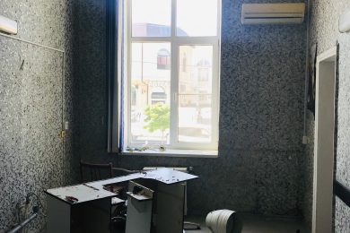 Предлагаем к аренде офисное помещение в центре города Армавира в гостинице Северной, площадью  30 м², по ул.Мира 47 напрямую от Собственника._2