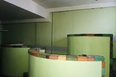 Предлагаем к аренде  помещения свободного назначения в цокольном этаже, в центре г. Армавира гостинице Северной, площадью от 68 м², по ул.Мира 47, напрямую от собственника._4