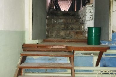 Предлагаем к аренде  помещения свободного назначения в цокольном этаже, в центре г. Армавира гостинице Северной, площадью от 68 м², по ул.Мира 47, напрямую от собственника._7