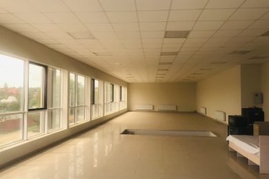 Предлагаем к аренде помещение свободного назначения на втором этаже, общей площадью 200 м², по ул. Тургенева 181 напрямую от Собственника._4