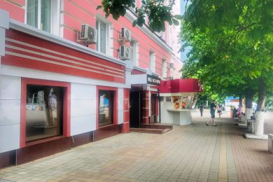 Предлагаем к аренде помещение свободного назначения площадью 20 м², расположенное на первом этаже, по ул. Ленина 86, напрямую от Собственника._3