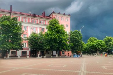 Предлагаем к аренде помещение свободного назначения площадью 20 м², расположенное на первом этаже, по ул. Ленина 86, напрямую от Собственника._4