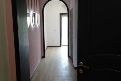 Предлагаем к аренде  помещение свободного назначение, площадью 61,1 м², расположенное на первом этаже, по ул. Ленина 95, напрямую от Собственника._7