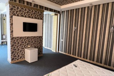 Предлагаем к продаже действующую гостиницу, по адресу г.о. Армавир, Р-217 Кавказ, 165-й километр, общей площадью 970 м², на прямую от Собственника._17