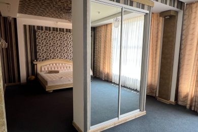 Предлагаем к продаже действующую гостиницу, по адресу г.о. Армавир, Р-217 Кавказ, 165-й километр, общей площадью 970 м², на прямую от Собственника._20